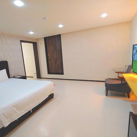 Hotel Rhangju Seogwipo Zewnętrze zdjęcie