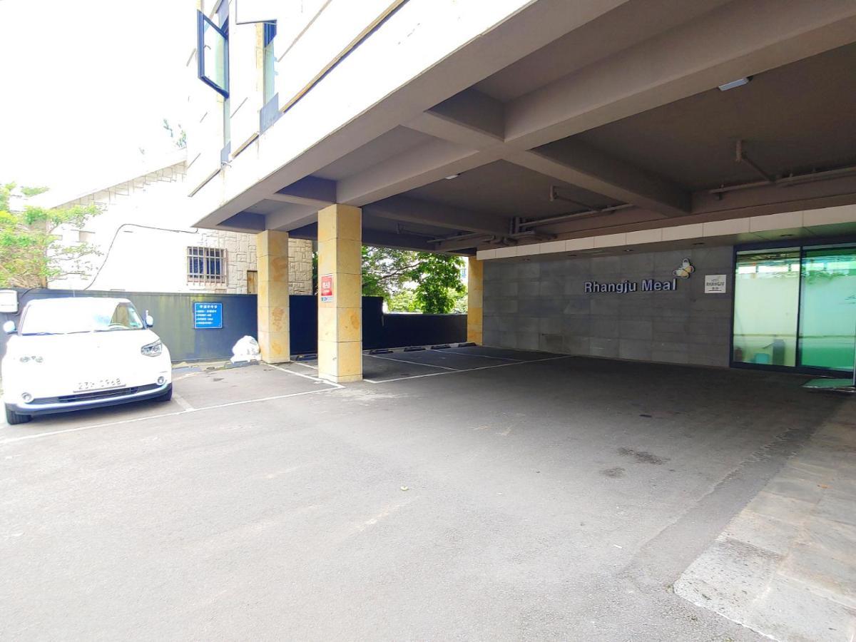 Hotel Rhangju Seogwipo Zewnętrze zdjęcie