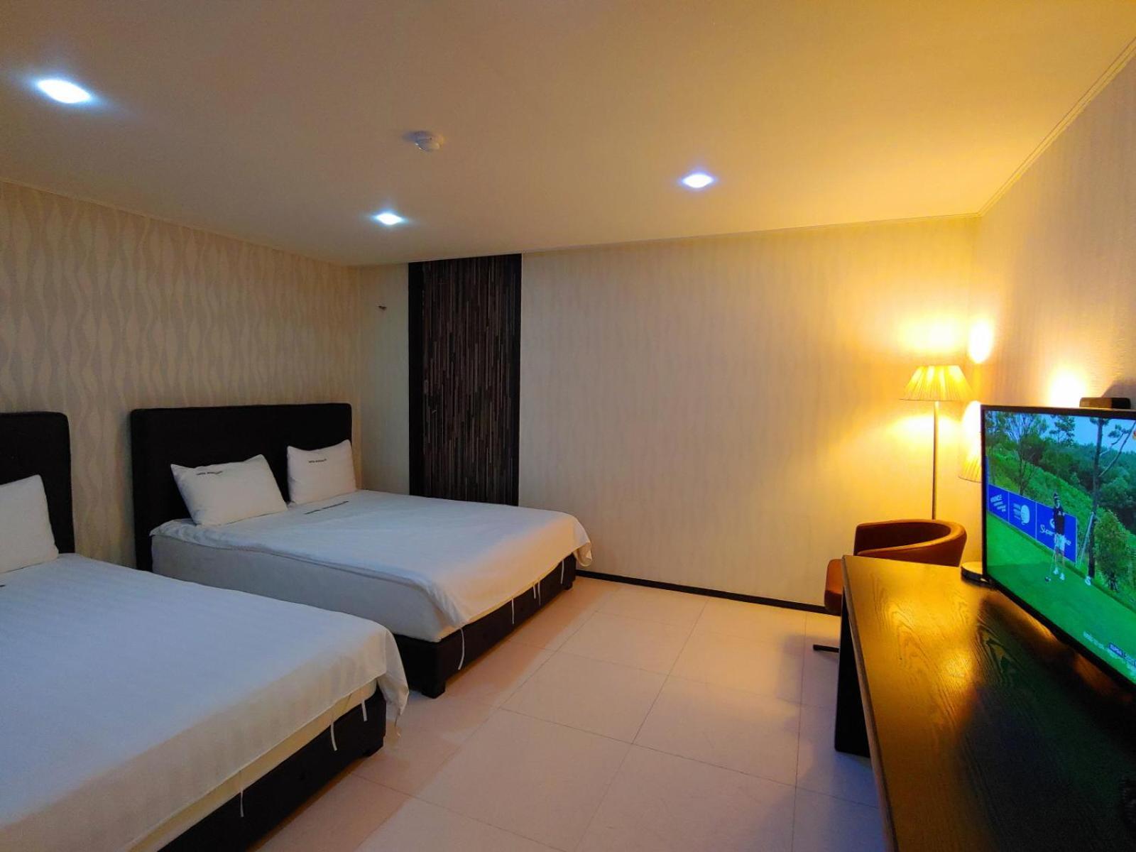 Hotel Rhangju Seogwipo Zewnętrze zdjęcie