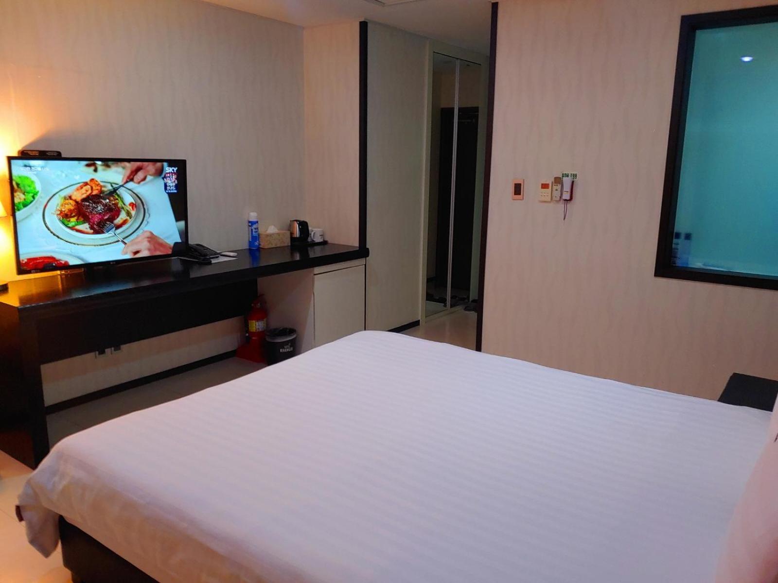 Hotel Rhangju Seogwipo Zewnętrze zdjęcie