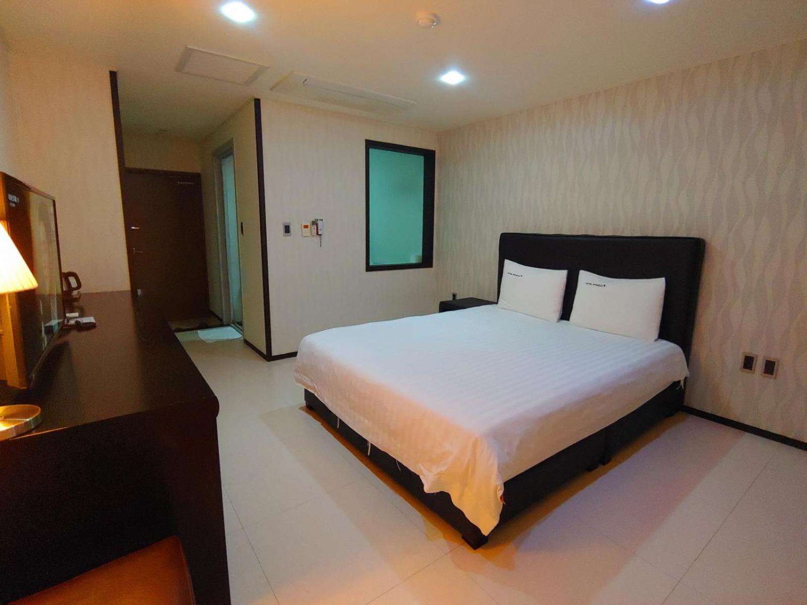 Hotel Rhangju Seogwipo Zewnętrze zdjęcie