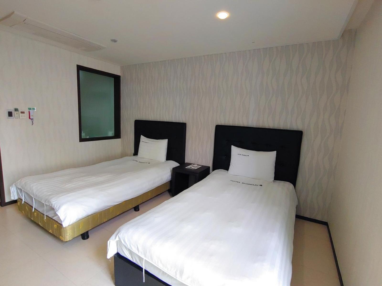 Hotel Rhangju Seogwipo Zewnętrze zdjęcie