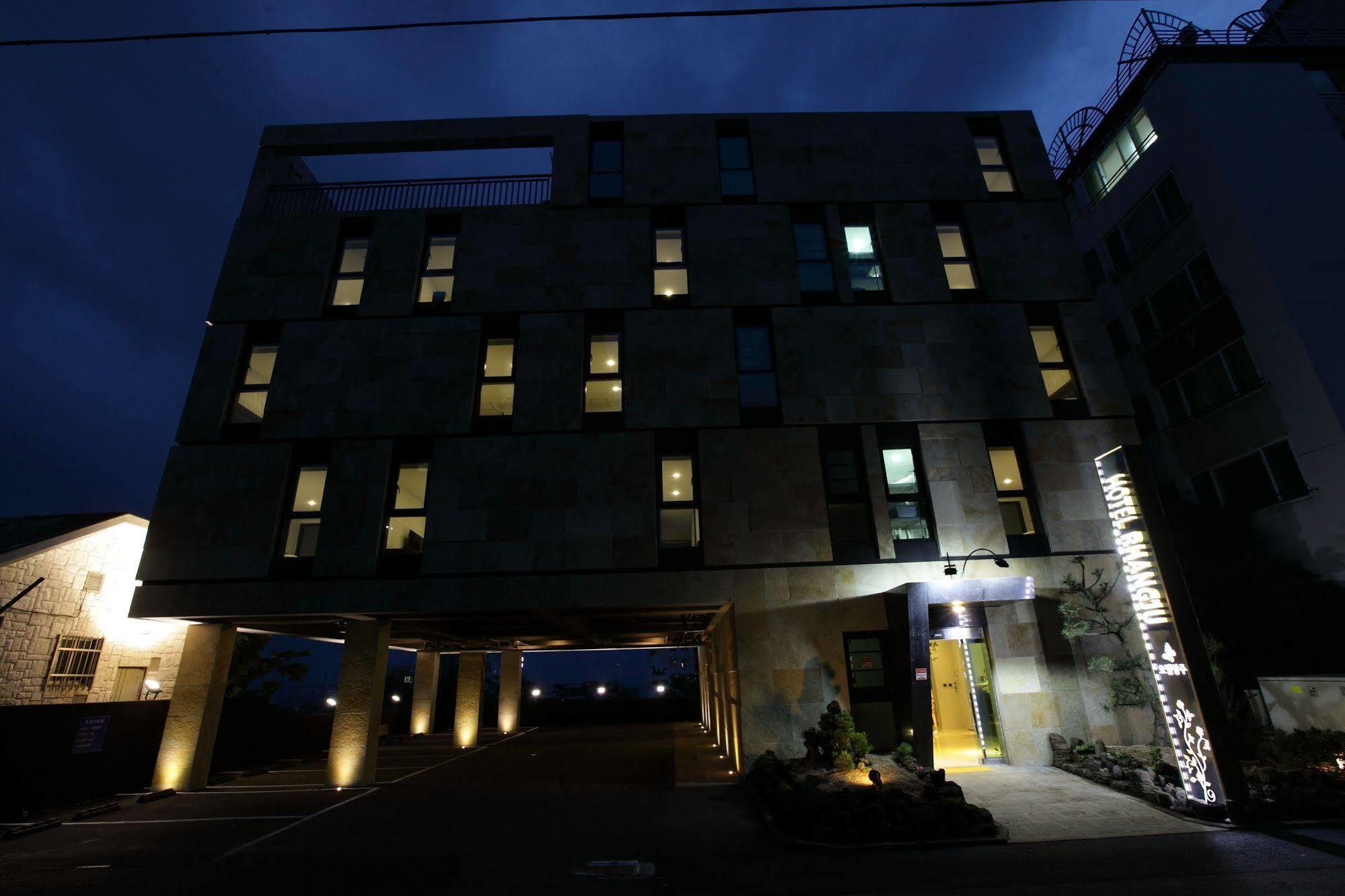 Hotel Rhangju Seogwipo Zewnętrze zdjęcie