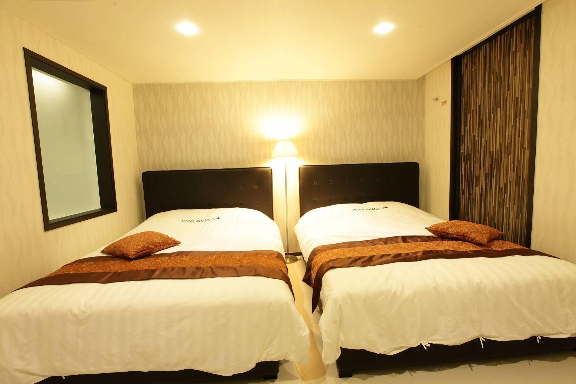 Hotel Rhangju Seogwipo Zewnętrze zdjęcie